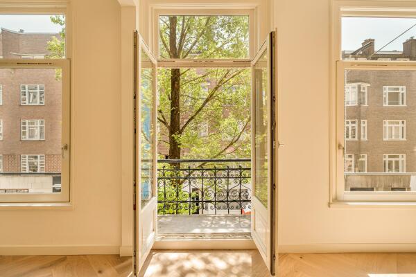 photo 7 Tweede Helmersstraat 8 2